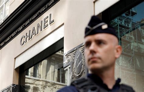 chanel store robbery.